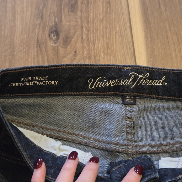 Universal Thread Women's Skinny Jeans - Dark Blue - Picture 2 of 9